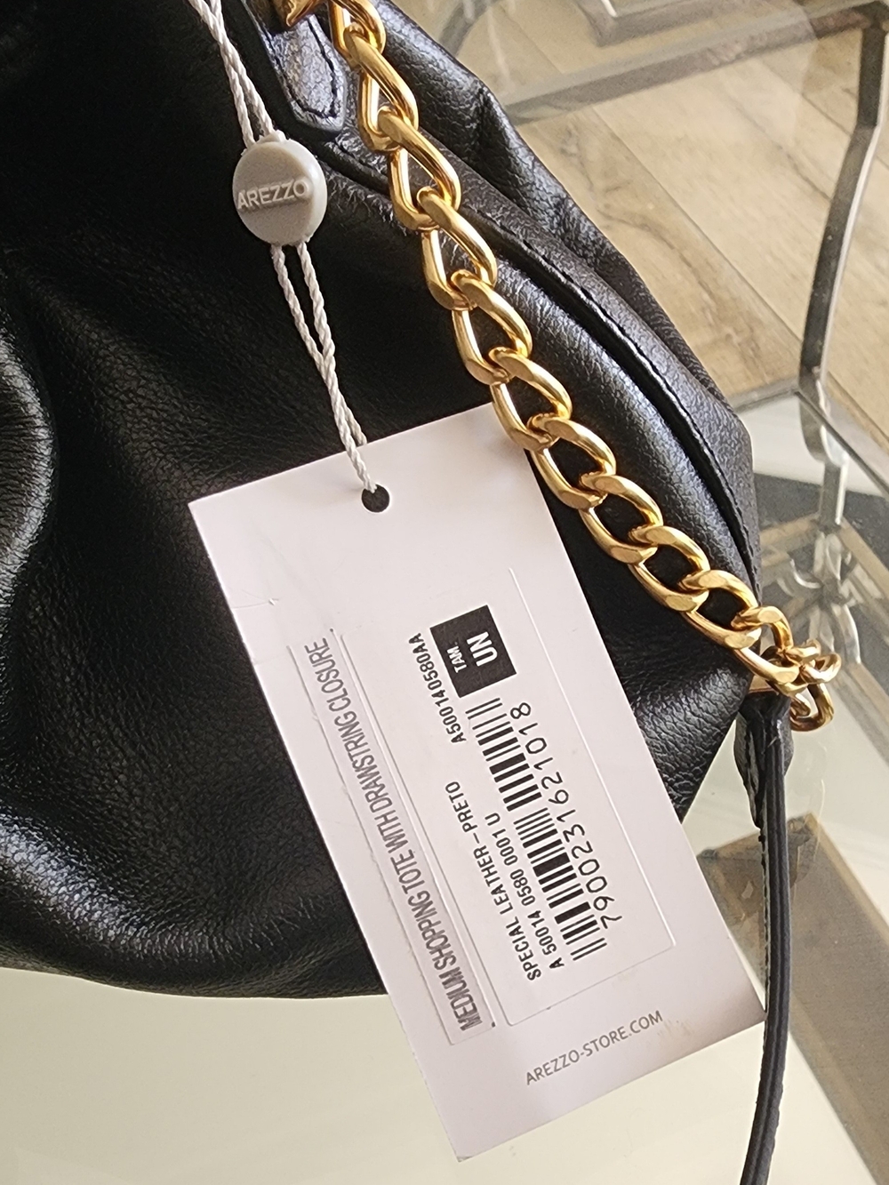 NWT Arezzo Medium Leather Drawstring Shoulder Bag - Black & Gold - Picture 7 of 8
